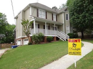 1828 Strawberry Ln, Hoover, AL 35244