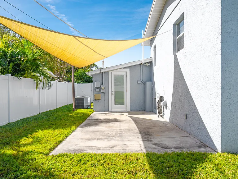 4420 W Fair Oaks Ave — Photo 37
