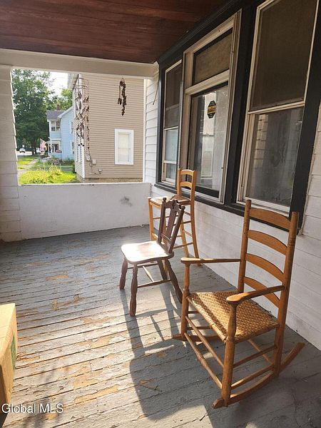 4th image of 15 Beech Street