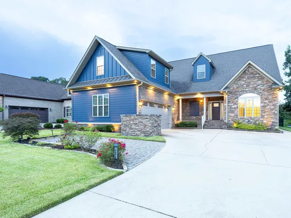 14074 Muirfield Dr, Athens, AL 35613