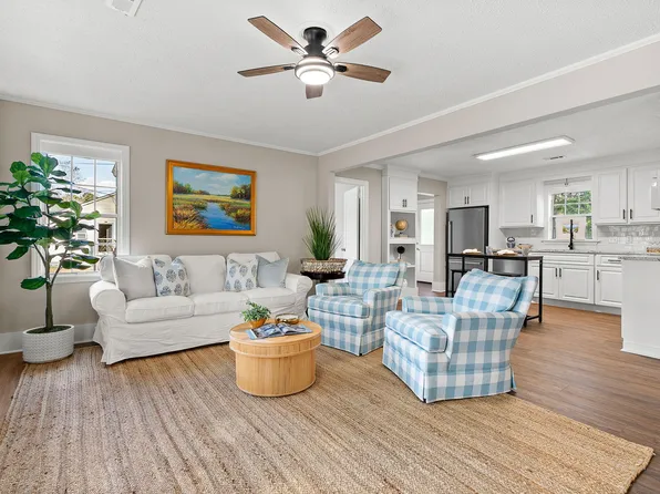 208 Newell St, Moncks Corner, SC 29461