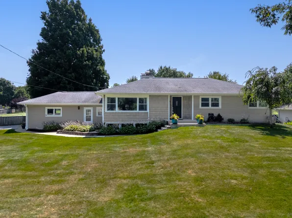 6239 Angling Rd, Portage, MI 49024