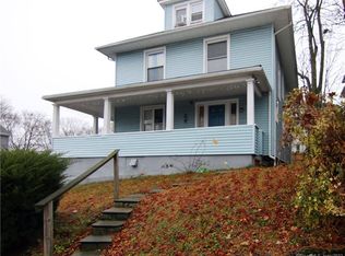 32 Clay St, Norwalk, CT 06854