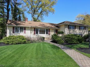 9 Pine Ct, Westfield, NJ 07090