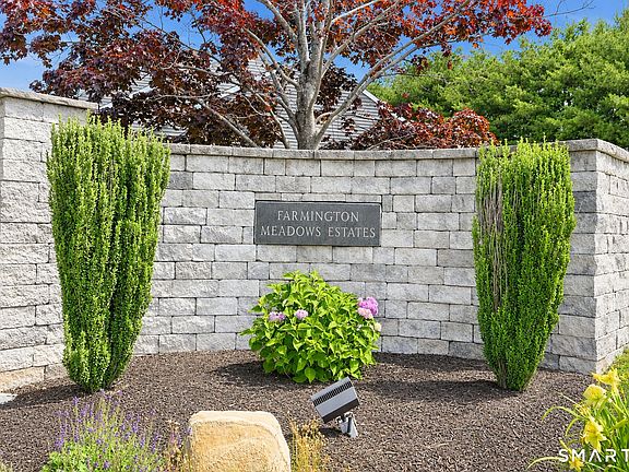 3rd image of 1325 Farmington Avenue #7