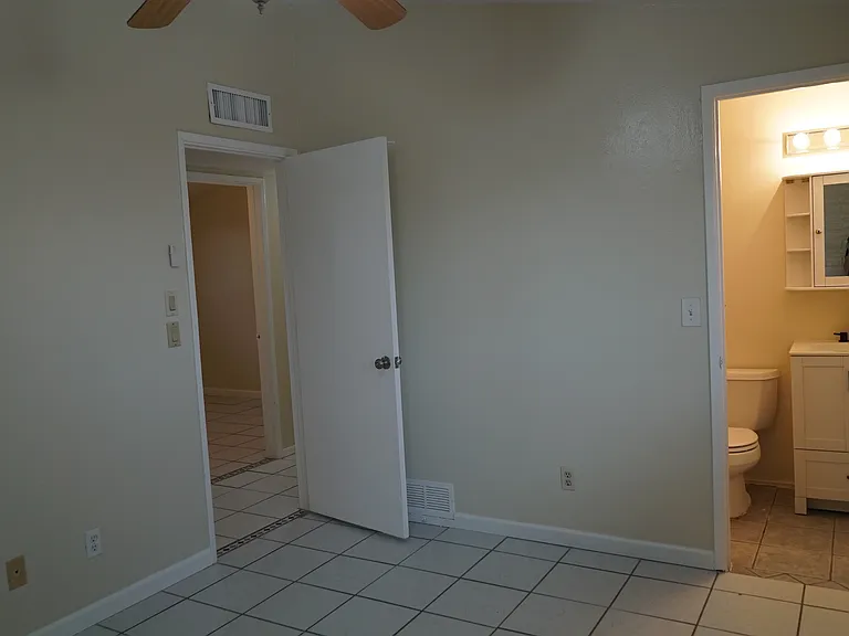 951 W Oahu Pl — Photo 20