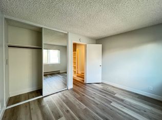 832 Walnut St #12, San Carlos, CA 94070