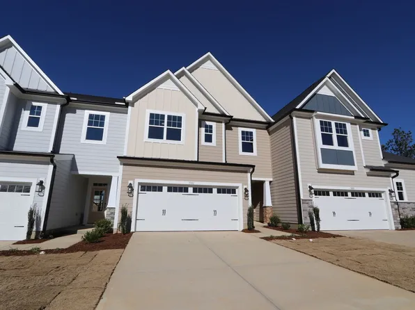 3102 Cathedral Comb Dr, Apex, NC 27502