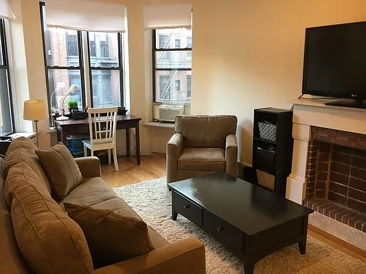 Rented by Camelot Realty Group | media 6