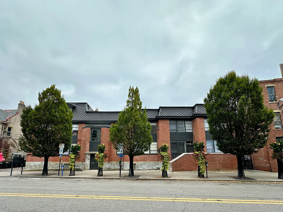 24 Buttles Ave