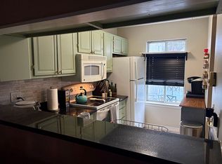 403 Chatham Ct, East Greenbush, NY 12061