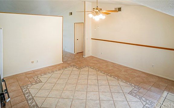 4th image of 27730 Stowe Ln