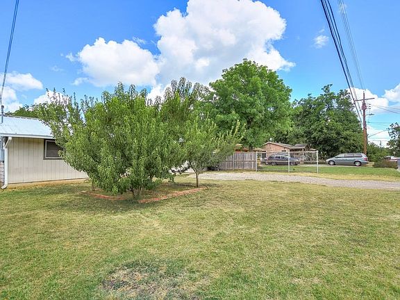 3rd image of 9202 North Dr