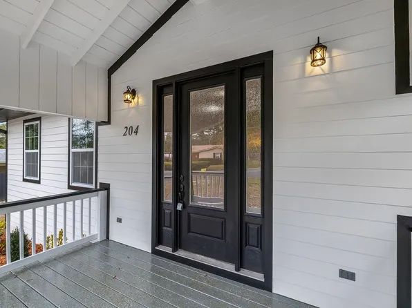 204 S Lowe St, Quincy, FL 32351