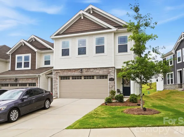 15625 Little Bluestem St, Charlotte, NC 28278