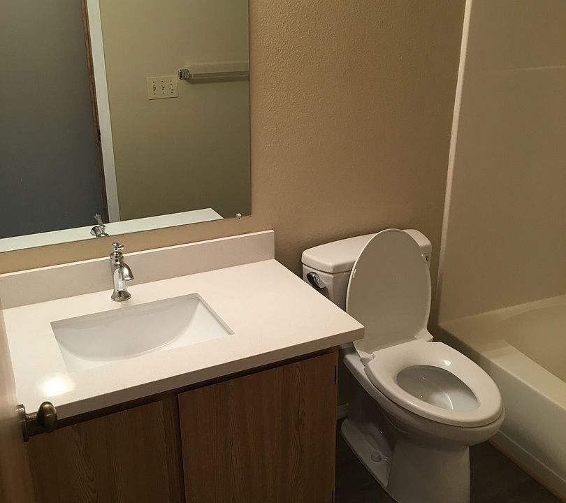 2nd image of 12846 SE 40th Ln APT 06