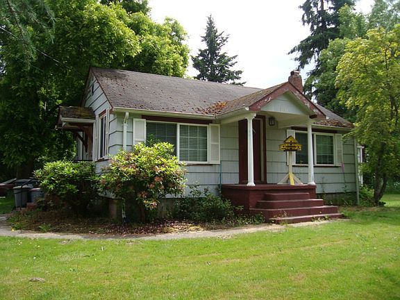 2nd image of 8417 Vickery Ave E