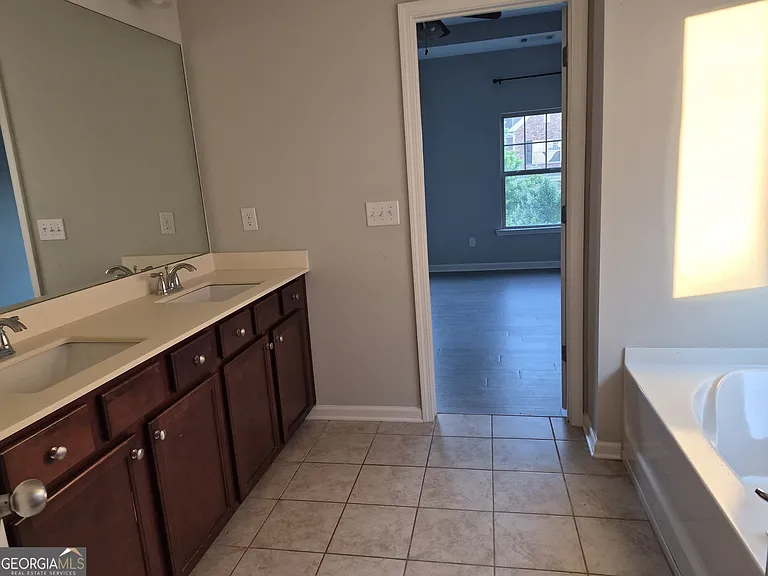 1506 Charcoal Ives Rd — Photo 19