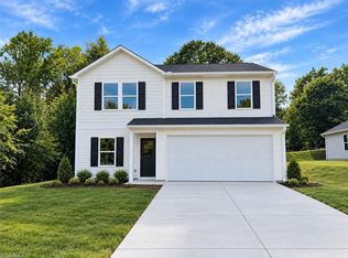 335 Frank Cherry St, Eden, NC 27288