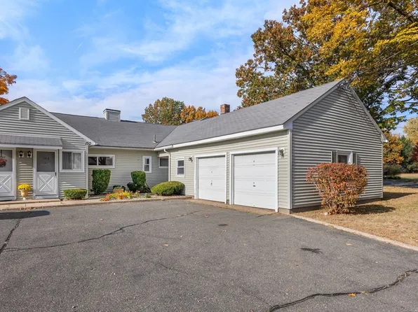 150 Greenwood Ter, Chicopee, MA 01022