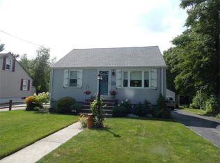75 Franklin Rd, Somerset, MA 02726