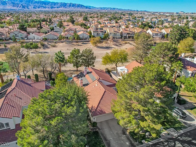 5429 Painted Sunrise Dr — Photo 75