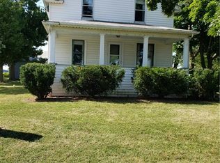 2228 Lockport Rd, Sanborn, NY 14132