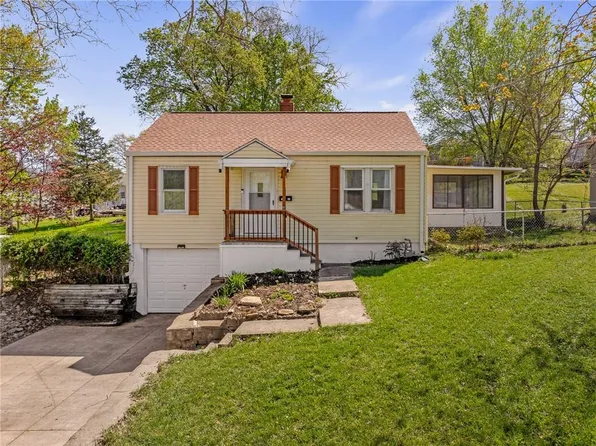 1021 S 56th Ter, Kansas City, KS 66106