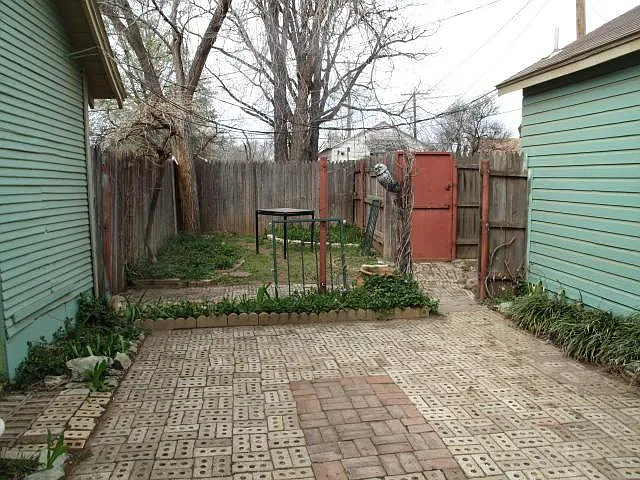 2432 22nd St #R — Photo 7