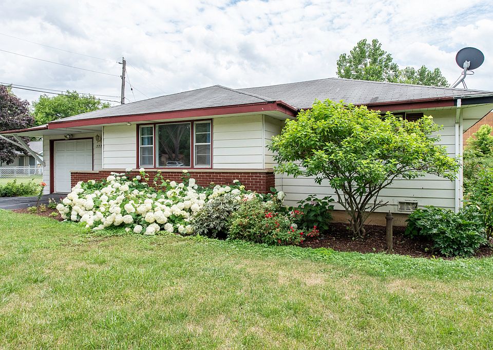1st image of 22271 W Terry Dr S