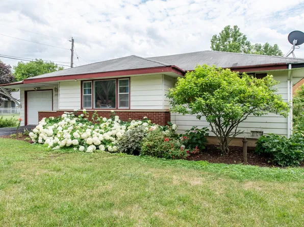 22271 W Terry Dr S, Lake Villa, IL 60046