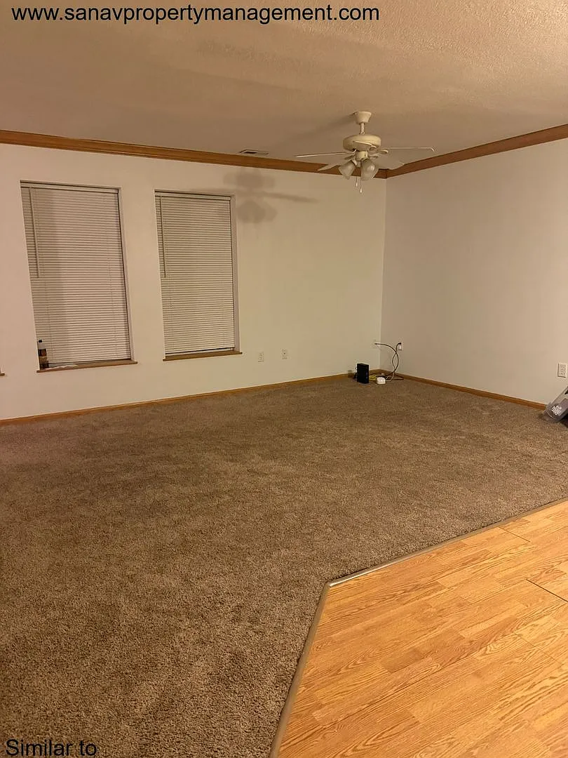 Prime West Des Moines Location with Waukee Schools Near Everything You Need — Photo 4