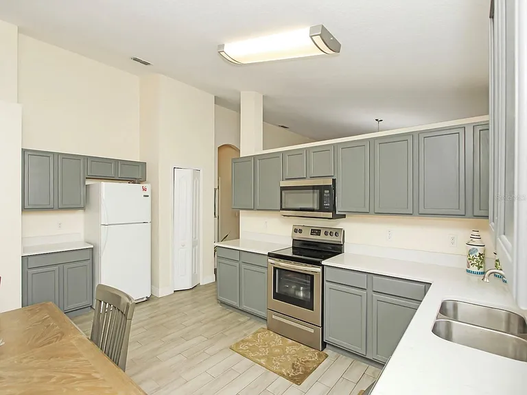 15434 Markham Dr #101 — Photo 9