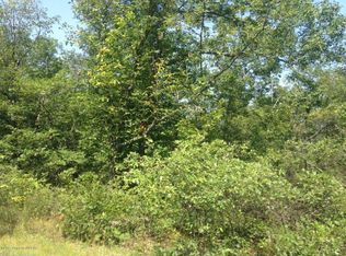 Bakers Rd, Pittston, PA 18640