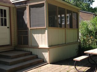 6745 Fontana St, Prairie Village, KS 66208