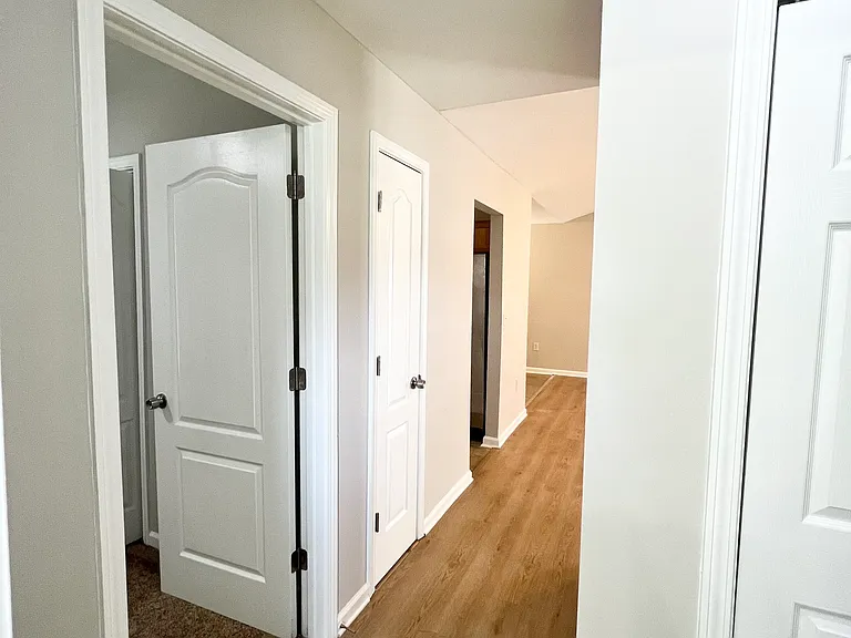 309 Christian Ln — Photo 14