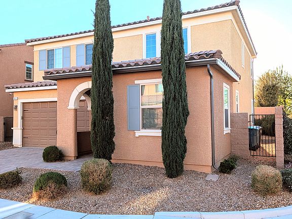 Corner Location Next to Adventura Park