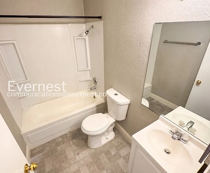 6245 Bellota Dr #D — Photo 28