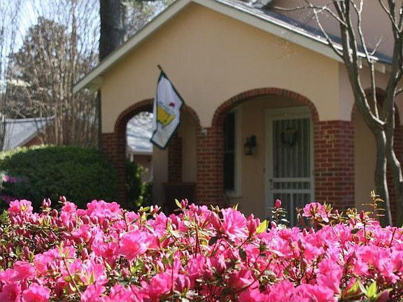 Azalea's During Masters 