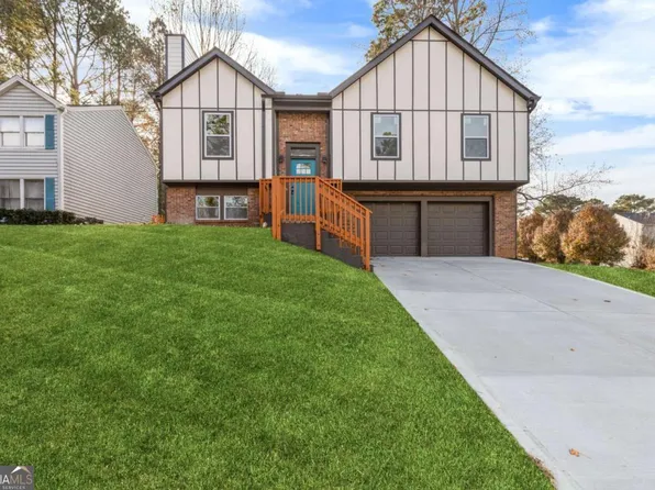 1060 Heatherwood Ct, Norcross, GA 30093