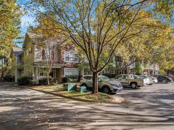 916 Sandringham Dr, Milton, GA 30004