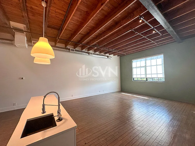 853 Dauphin St #5 — Photo 4