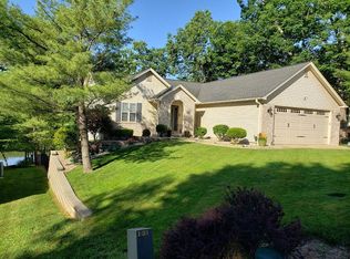 10368 Village Dr E, Foristell, MO 63348