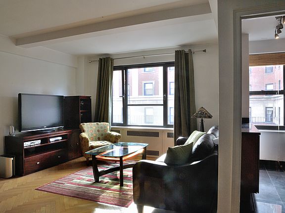 3rd image of 50 Park Ave APT 11F