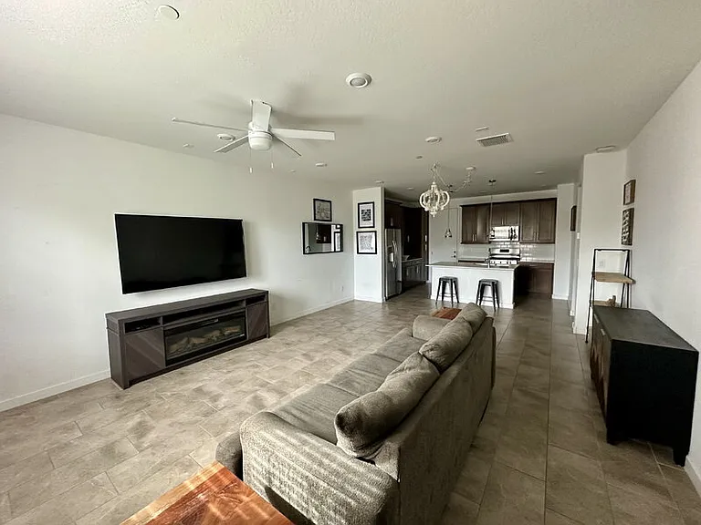 4077 S Sabrina Dr #124 — Photo 2