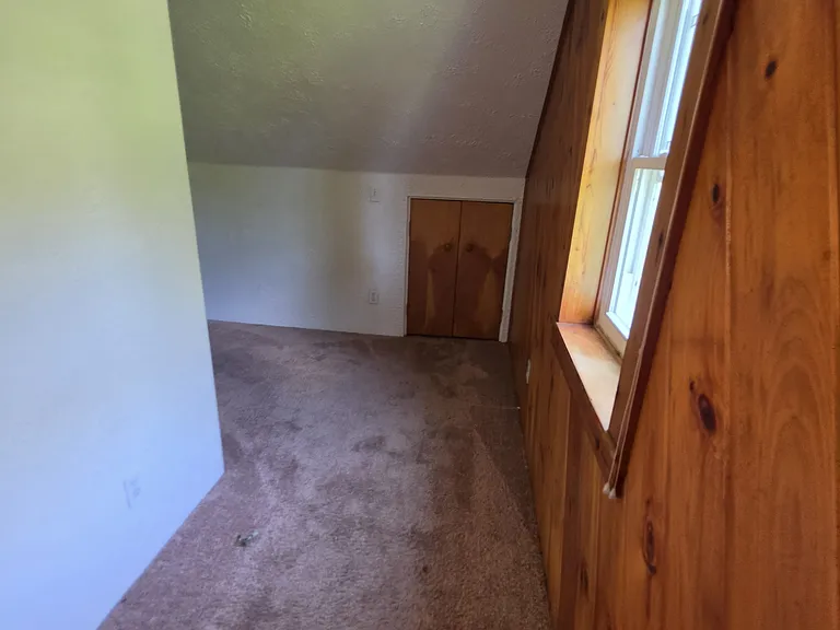 405 Millers Ln — Photo 17