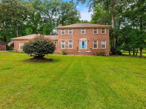 107 Springtime Dr, Warner Robins, GA 31088