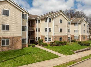 University Commons Apartments, Akron, OH 44311