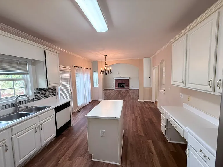 1227 Mandalay Ct — Photo 13