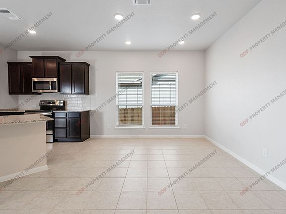 4th image of 2221 Chia Ct